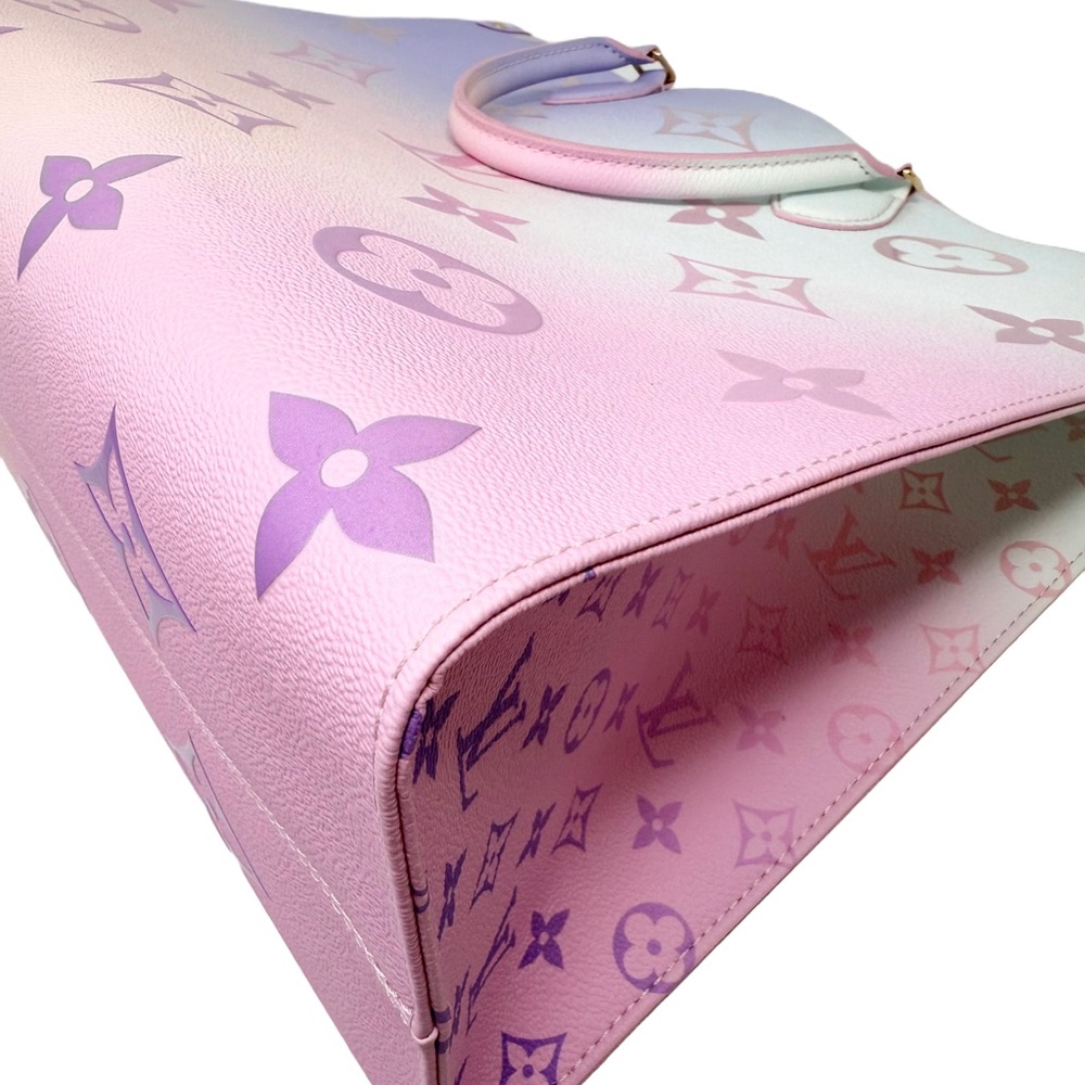 Louis Vuitton Monogram Giant Spring In The City OnTheGo GM Sunrise Pastel - Picture 9 of 16